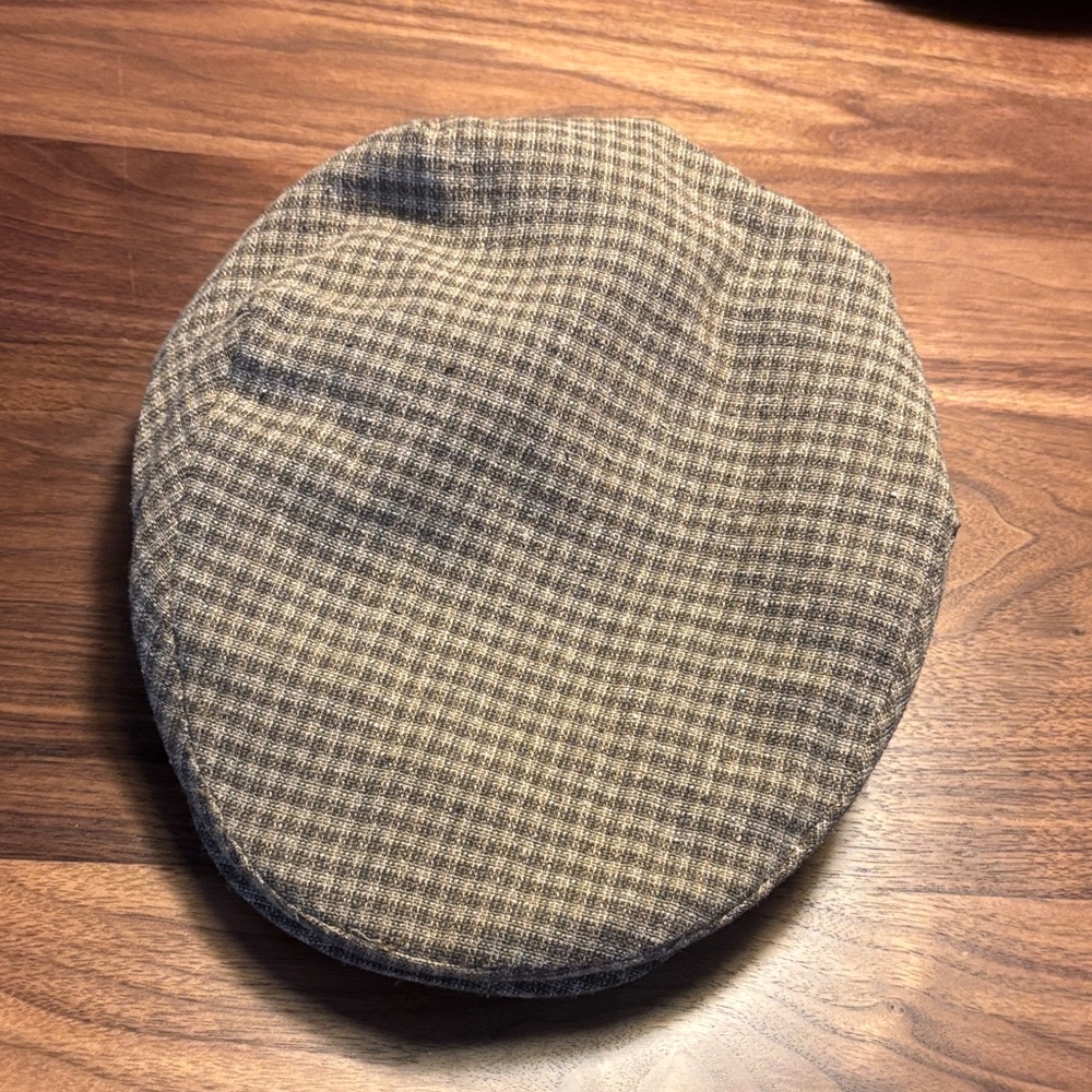 Scala Houndstooth Newsboy Cabbie Cap - Taupe and Cream - M